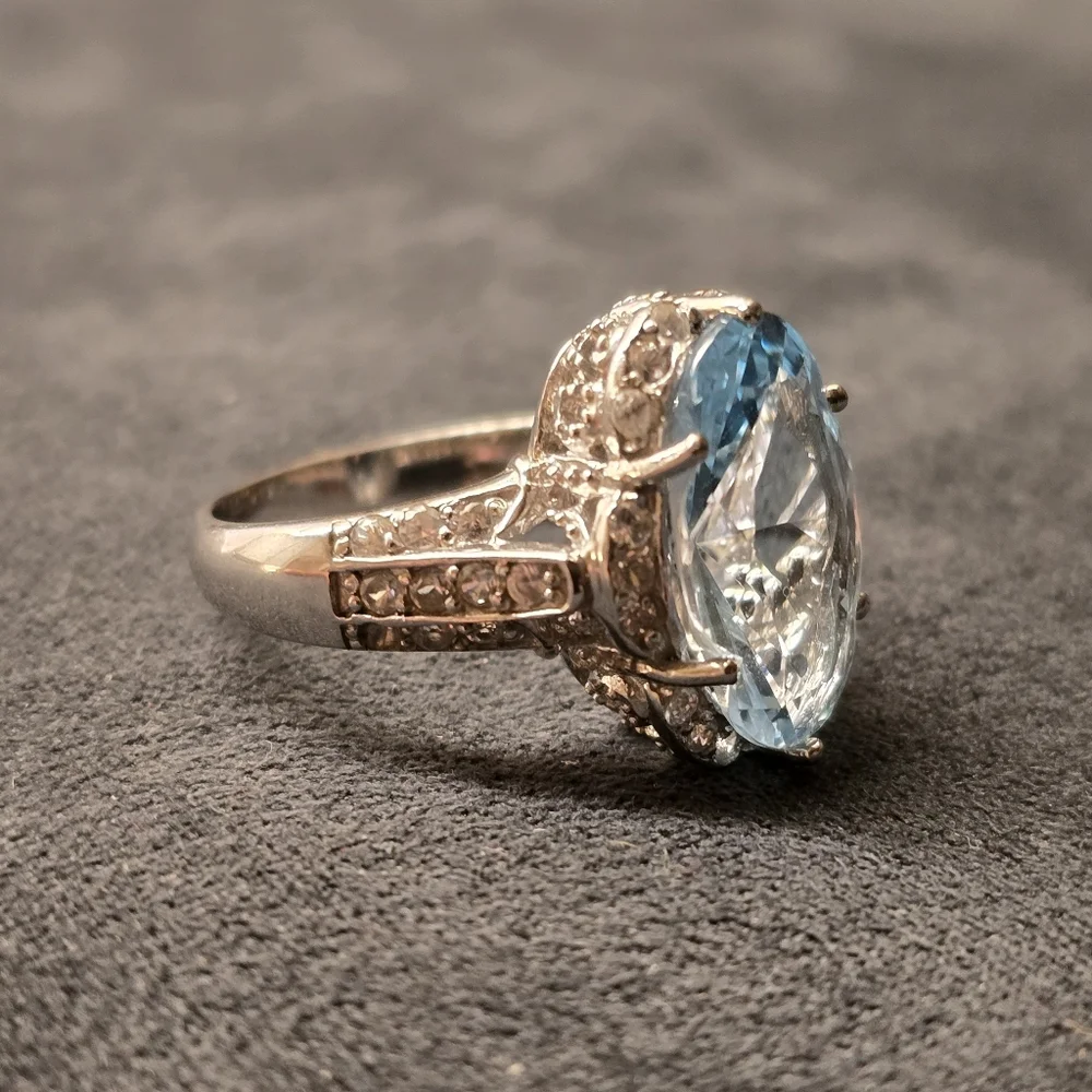 .925 Sterling Silver Ring Lab Grown Aqua And Cubic Zirconia Stones. Size 6 - Picture 8 of 9
